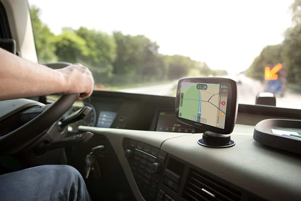 Semi-Passive GPS Tracker