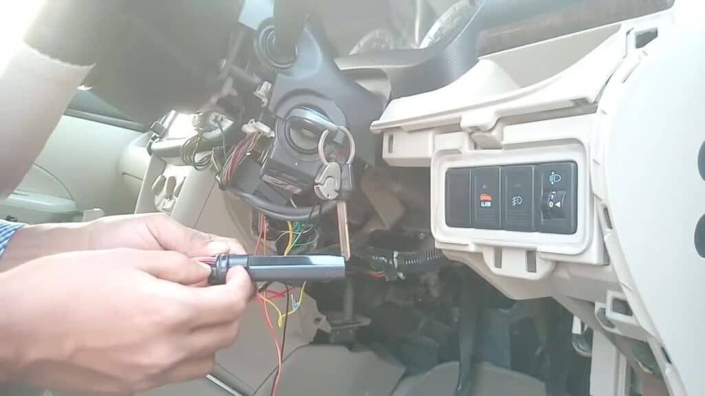 13-Step Guide to Installing Hardwired GPS Trackers on Vehicles